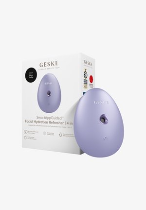 Dispositif rafraîchisseur d'hydratation du visage en forme de goutte lavande avec sa boîte affichant le label de nominé au German Design Award 2024 et les caractéristiques du produit.