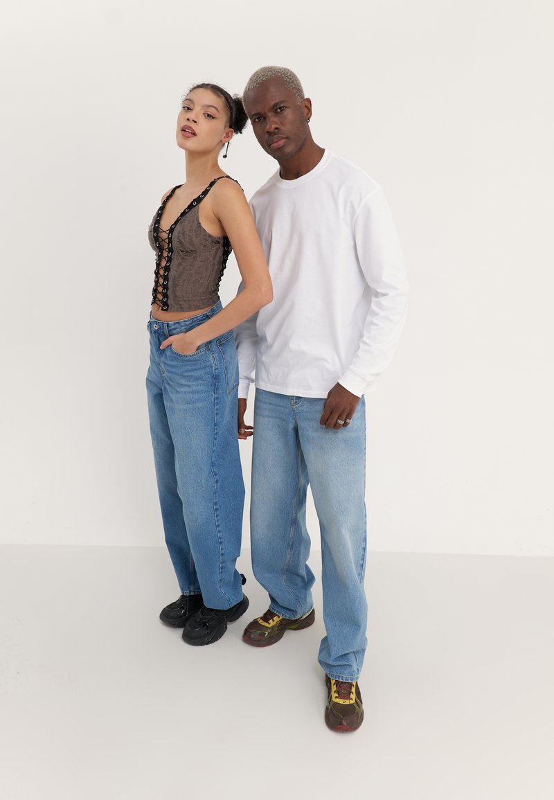 YOURTURN - UNISEX - Laisvo kirpimo džinsai - blue denim, Padidinti