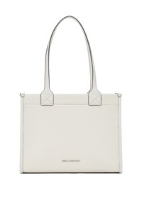 Balta ādas somiņa ar teksturētu apdari, divām garām siksnām, minimālistisks dizains un mazs sudraba logotips apakšējā centrā.