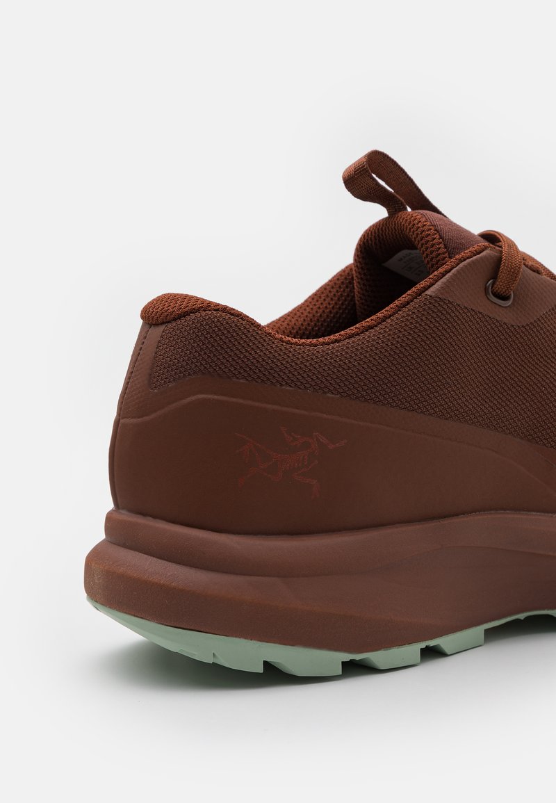 Damen Sportschuhe | Arc'teryx AERIOS Hikingschuh myth/crystal fern/rot-metallic - WT72938 Damen Sportschuhe | Arc'teryx AERIOS Hikingschuh myth/crystal fern/rot-metallic - WT72938