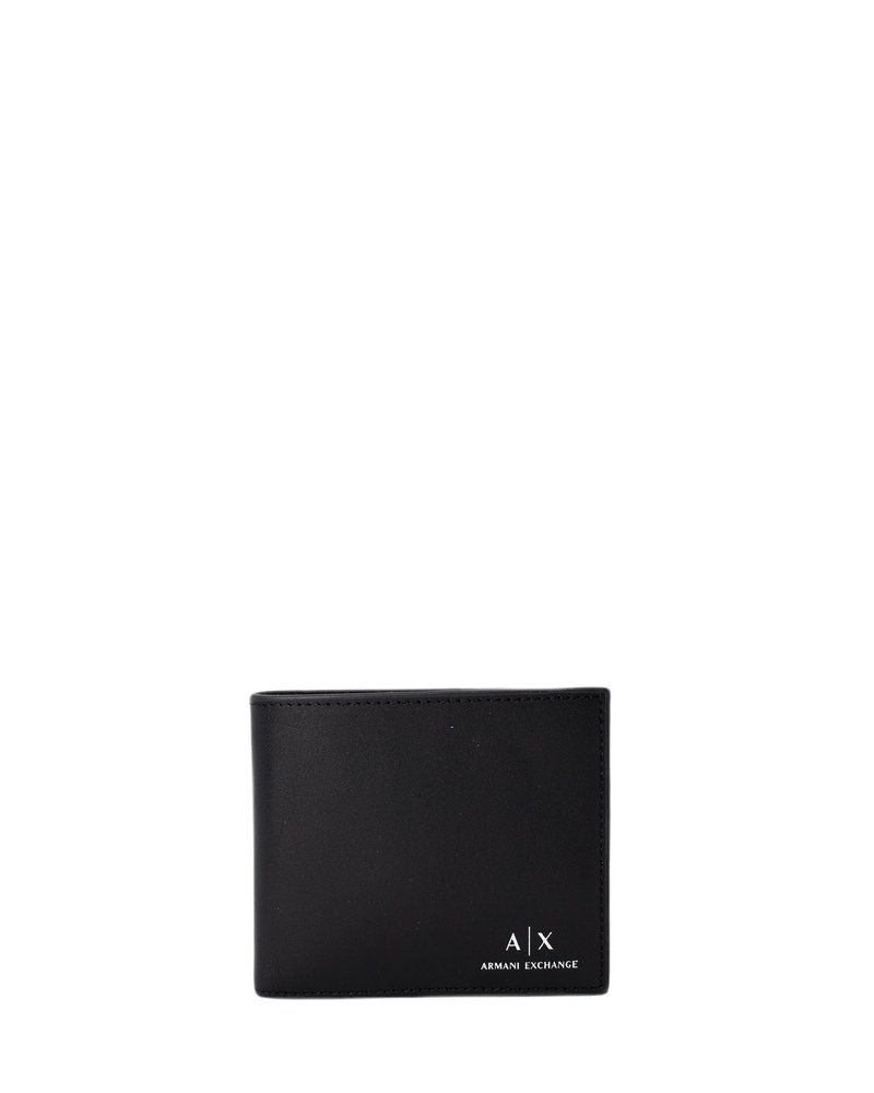 Portefeuille en cuir noir avec une texture lisse, de forme rectangulaire, et logo « A|X » en relief sur le devant. Design minimaliste sans accents supplémentaires.