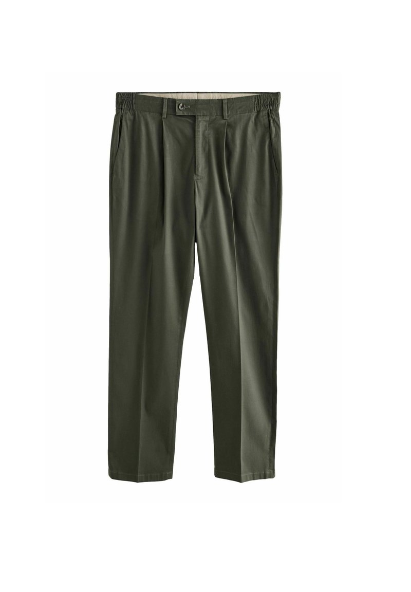 Pantalon droit vert olive avec poches latérales, fermeture bouton, passants de ceinture et panneaux élastiques à la taille.