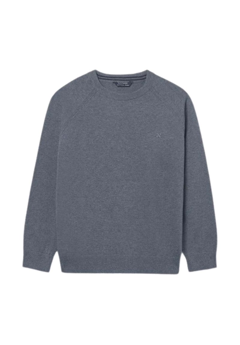 Maglione grigio a maglia con scollatura a girocollo, maniche lunghe raglan e un sottile logo sul petto. Texture morbida, design casual.