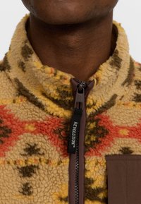 REVOLUTION Forro polar - lightbrown
