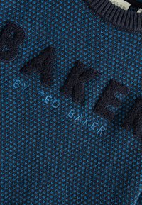 Baker by Ted Baker Stickad tröja - navy