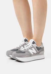 New Balance WL574 - Tenisice - shadow grey