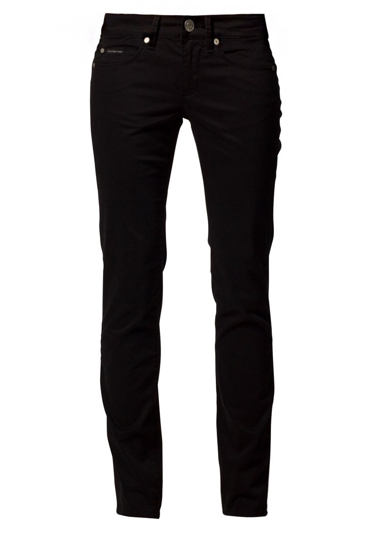 Mustat farkut slim fit -mallilla, viisi taskua, nappi- ja vetoketjusuljenta sekä hienovaraisia ommelluksia. Valmistettu stretch-denim-materiaalista.