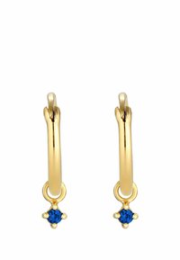 Pendientes de aro de oro con un acabado suave y brillante. Cada uno presenta una pequeña piedra azul en la parte inferior, engastada en un acento circular de oro.