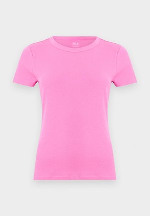 Φωτεινό ροζ κοντομάνικο ριπ βαμβακερό T-shirt με λαιμόκοψη κανονική, παρουσιασμένο σε απλό λευκό φόντο.