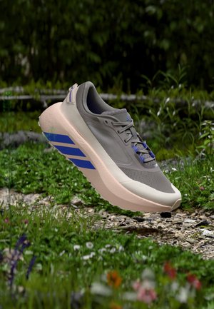 adidas Performance, HYPERBOOST ATR - Обувки за бягане по пресечен терен - taupe oxide/solar purple/solar purple