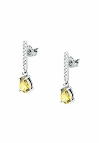 Orecchini d'argento con una pietra preziosa gialla a forma di pera, accompagnati da una linea verticale di piccoli diamanti trasparenti, in un design elegante.