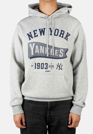 New Era, NEW YORK YANKEES NEW ERA MLB PENNANT GRAPHIC HOODY KAPUZENPULLOVER GRAU - Hoodie - grau