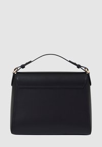 Borsa a mano in pelle nera con forma quadrata, manico superiore e design minimalista. Presenta cuciture sottili e una chiusura magnetica.