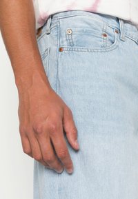 Levi's® STAY BAGGY TAPER - Calças de ganga de corte relaxado - lite euphoria