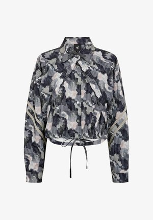 Cropped jacket in a camouflage print featuring shades of gray and pink. Made of textured fabric with a button-up front and drawstring hem.