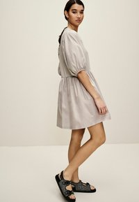 Next PUFF SLEEVE MINI - REGULAR FIT - Trikoomekko - grey