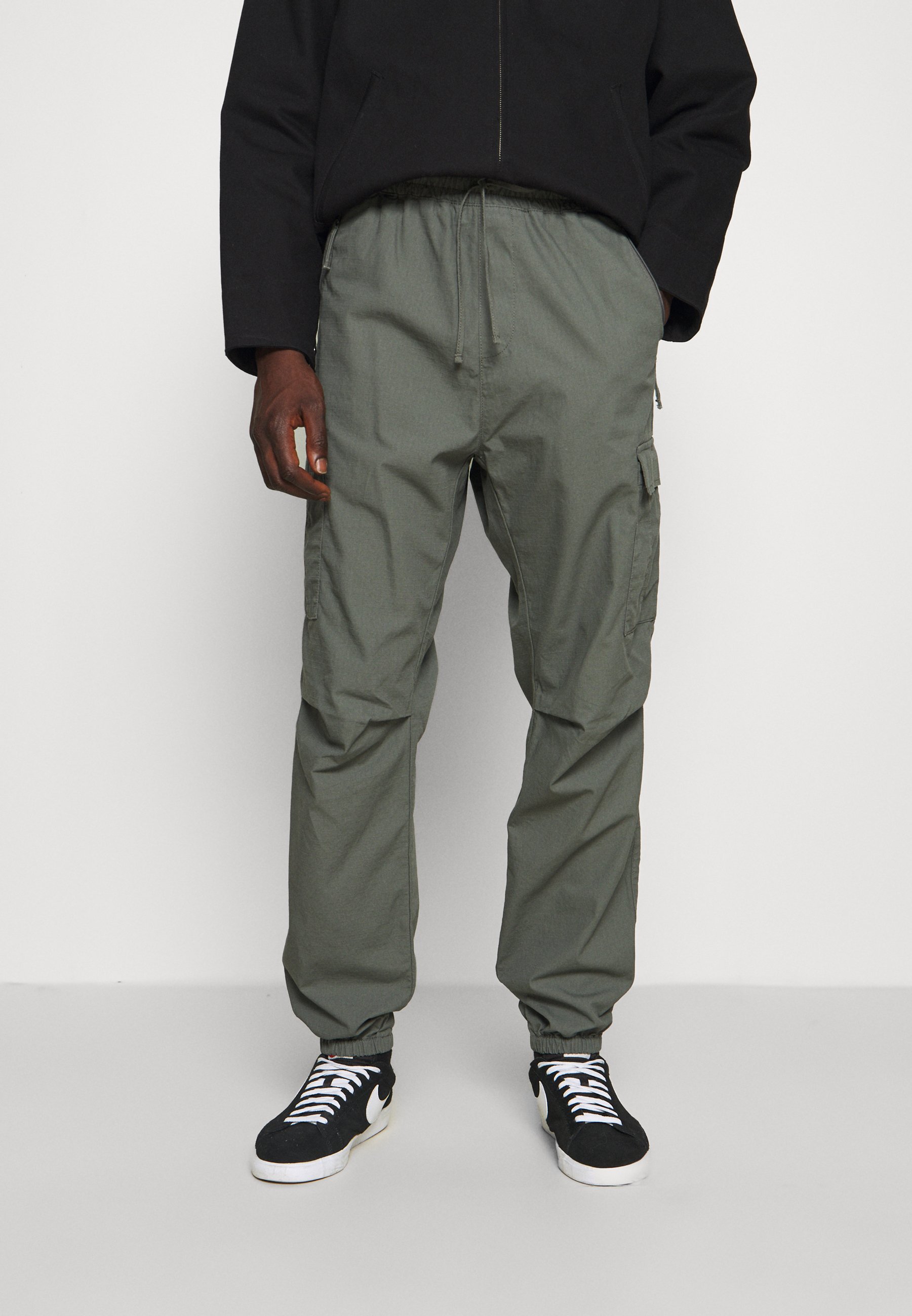 Carhartt WIP JOGGER COLUMBIA - Pantaloni cargo - thyme rinsed/cachi -  Zalando