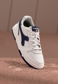 Diadora - DEUCE UNISEX - Trainers - white/peacoat Thumbnail Image 1