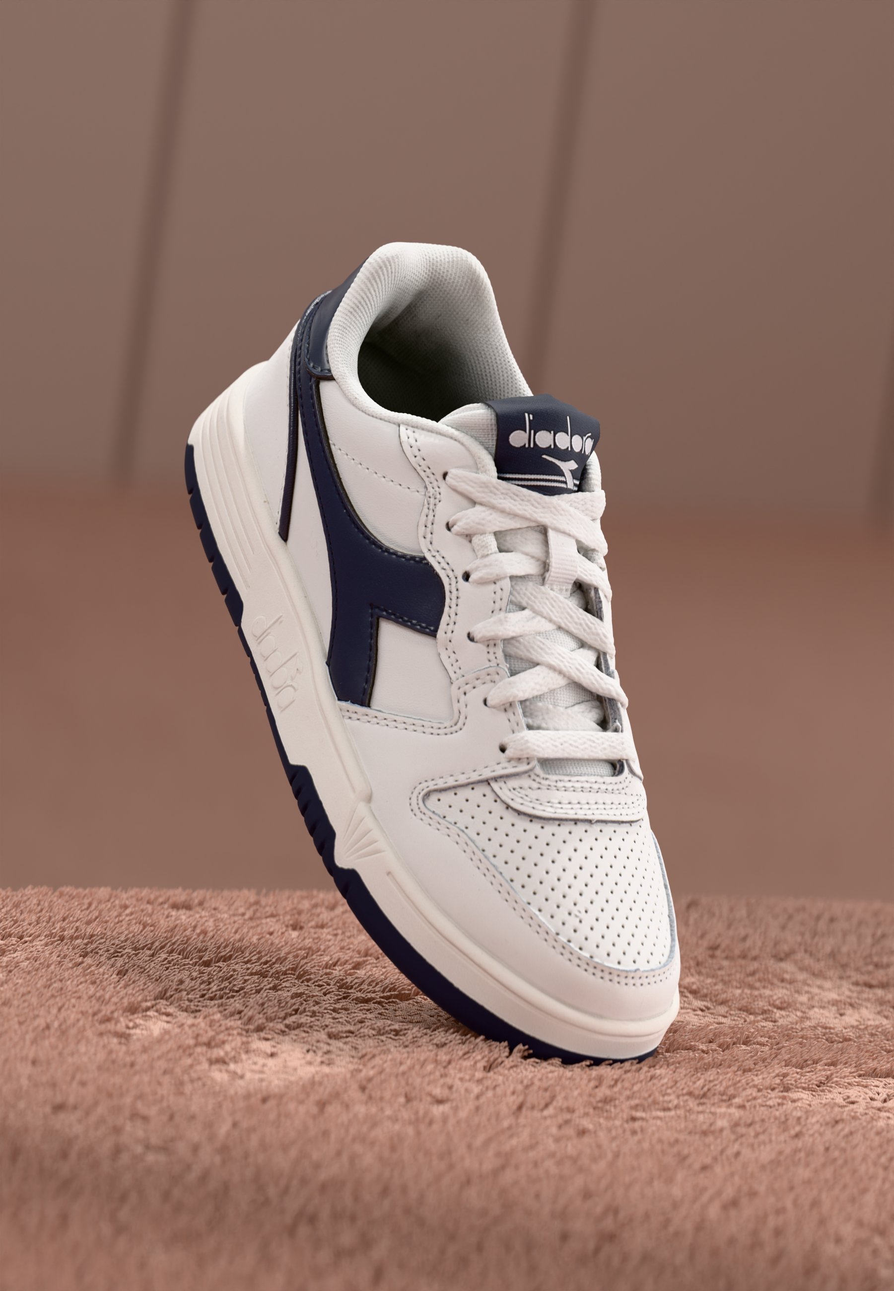 Diadora DEUCE UNISEX - Sneakers basse - white/peacoat/bianco