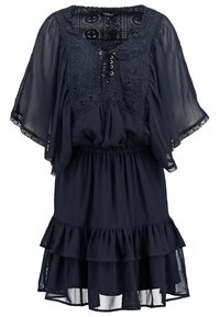 Mörkblå klänning med genomskinliga ärmar, spetsdetaljer vid halsringningen och en flerlagers volangkant. Tillverkad av lättviktsmaterial.