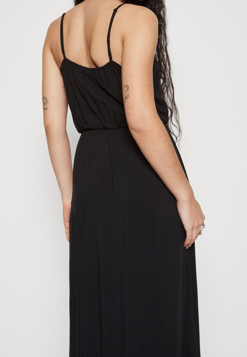 ONLY Petite Maxi dress - black - (Pre-owned) - Zalando.ie