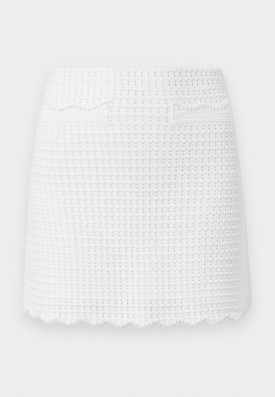 sandro JUPE MAILLE MINI POINT FANTAISIE - Mini skirt - blanc