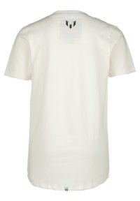 T-shirt en coton blanc à manches courtes. Texture lisse, design col rond, avec un petit logo dans le haut du dos et une étiquette en bas.