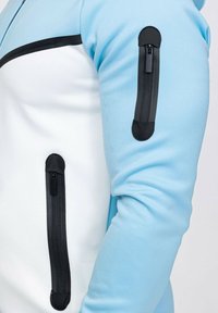 Non sélectionné, ciel