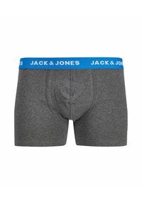 Szare bawełniane bokserki z niebieską elastyczną gumą w pasie, na której znajduje się napis "JACK & JONES" w białych literach. Bokserki mają przód z kieszonką.