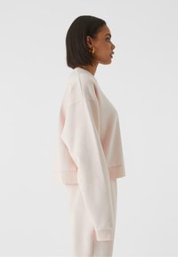 9N1M SENSE ESSENTIAL CROPPED  - Mikina - pink