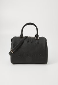 Επιλέχθηκε, nero