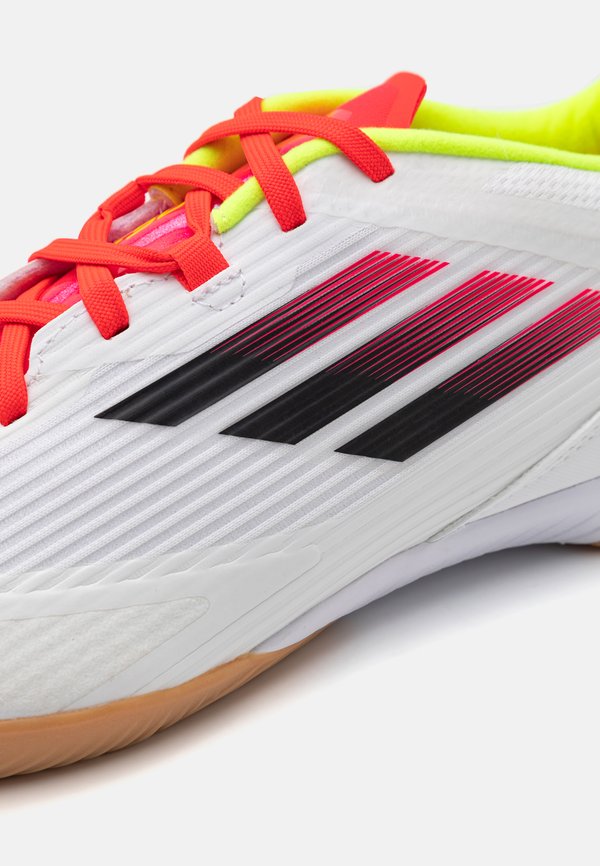 F50 LEAGUE INDOOR - Indoor football boots4