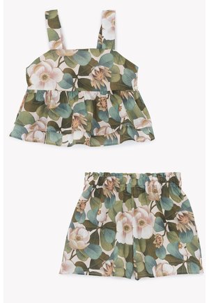 Pige to-delt sæt med ærmeløs bluse med flæser og shorts med elastik i taljen, med grønne blade og hvidt blomsterprint.