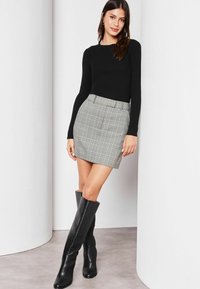 Lipsy CHECK - Gonna a campana - black grey