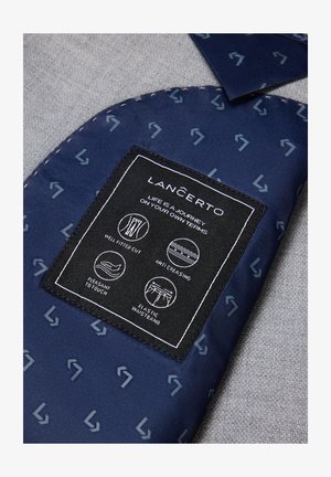 Lancerto, KADYKS, szary