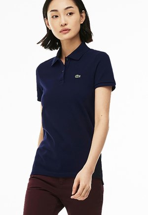 Lacoste Pikeepaita - marine