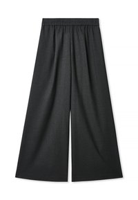 Zwarte wijde broek gemaakt van een textuurstof, met een elastische tailleband en zonder zichtbare sluitingen of patronen.