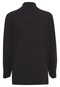 Pulover negru din tricot cu guler înalt, croială lejeră, mâneci lungi și o textură netedă. Fără modele vizibile sau detalii de hardware.