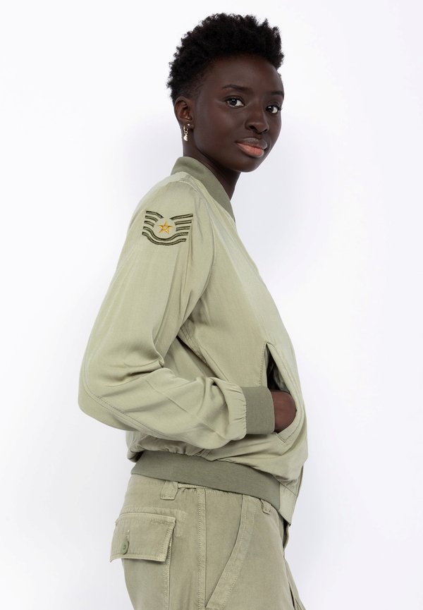 Bomber Jacket - sage kaki3