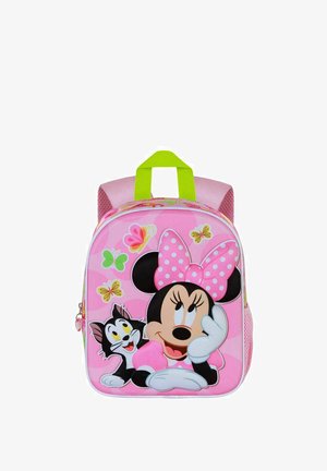 Mochila infantil rosa con un personaje de dibujos animados que tiene un lazo de lunares, rodeado de mariposas y un gráfico de un gato. Incluye detalles en verde.