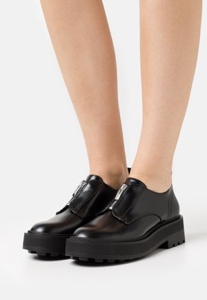 Scarpe senza lacci - black