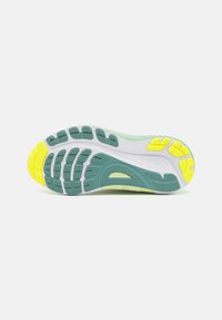 ASICS GEL-KAYANO 31 - Tekaški copati za cesto - cool matcha/light celadon