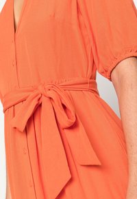 Forever New Abito a camicia - orange