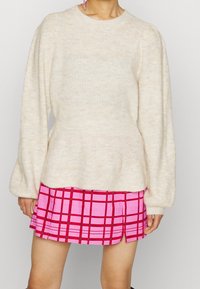 Vero Moda Petite Stickad tröja - black