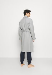 Pier One Roupão - light grey