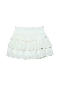 Mini-jupe blanche à volants avec une taille élastique, décorée de lignes verticales de sequins et de motifs floraux subtils.