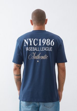 Pier One Nyomott mintás póló - dark blue
