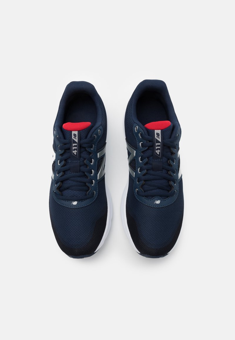 new balance 411 v2