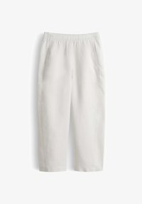 Unselected, light cotton