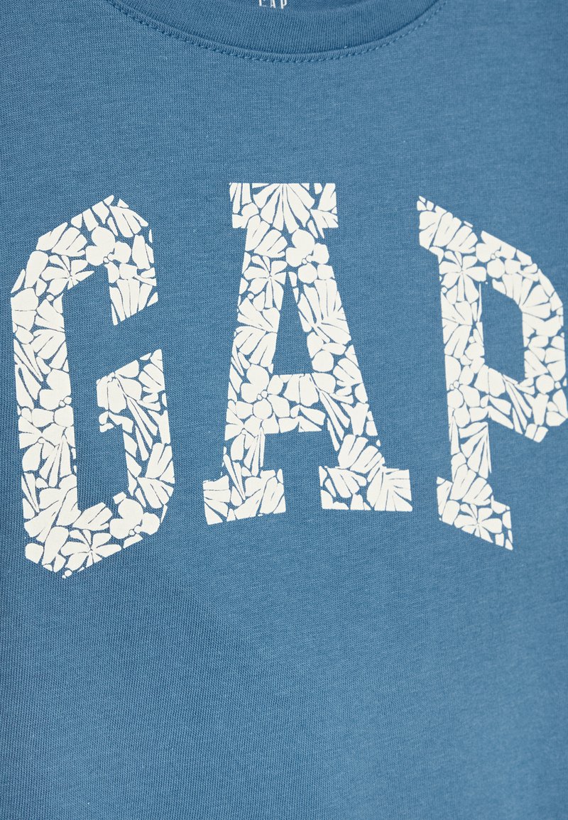 Kinder T-Shirts | GAP LOGO GIRL FAMILY STORY T-Shirt print blue shale/blau - SR90031 Kinder T-Shirts | GAP LOGO GIRL FAMILY STORY T-Shirt print blue shale/blau - SR90031